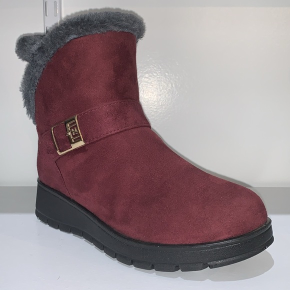 RED SUEDE FUR BOOTS - Picture 3 of 5